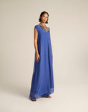 Abito Lungo in Chiffon con Scollo a V e Schiena Plissettata con Fiocco – Blu Reale