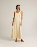 Abito Lungo Wide-Skirt con Scollo Squadrato e Spalline Larghe – Color Burro