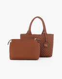 Borsa Shopping Intrecciata con Inner Pouch e Charm – Cuoio