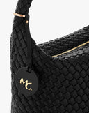 Borsa Hobo Intrecciata con Charm Logo – Nero