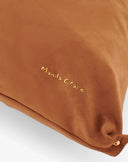 Borsa Hobo Geometrica in Suede con Listini Borchiati – Cuoio