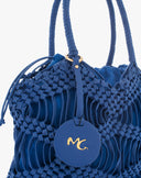 Borsa Handbag Intrecciata in Corda con Sacca a Coulisse e Charm Logo – Blu Intenso