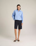 Camicia Boxy con Spalle Calate e Taglio Geometrico Frontale