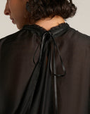 Blusa Couture in Voile Trasparente con Maxi Strascico Asimmetrico