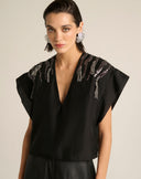 Top Fluid con Scollo a V e Applicazioni Bijou