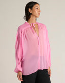 Blusa Fluida in seta con Scollo Arricciato e Laccetti