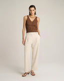 Pantalone Cropped con Pinces e Chiusura Asimmetrica