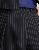 Pantalone Gessato con Incrocio Frontale