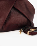 Borsa Pouch Geometrica con Pieghe Bordeaux