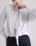 Blusa Grigio Chiaro con Collo Fiocco