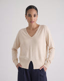 Maglione Scollo a V con Spacchetto Beige