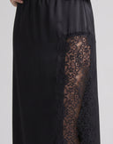 Gonna Lunga con Dettagli in Pizzo Nero